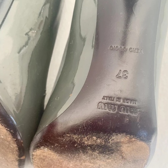 RARE Vintage 90's MIU MIU Gray Patent Leather Heels/size 6.5/7 - Picture 5 of 5